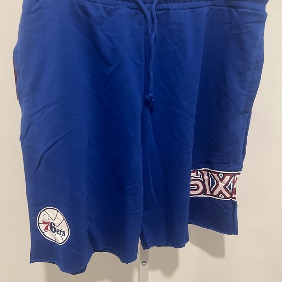 MITCHELL & NESS NBA GAME DAY SHORTS FRENCH TERRY / 76ers / 2XL - Picture 2 of 3